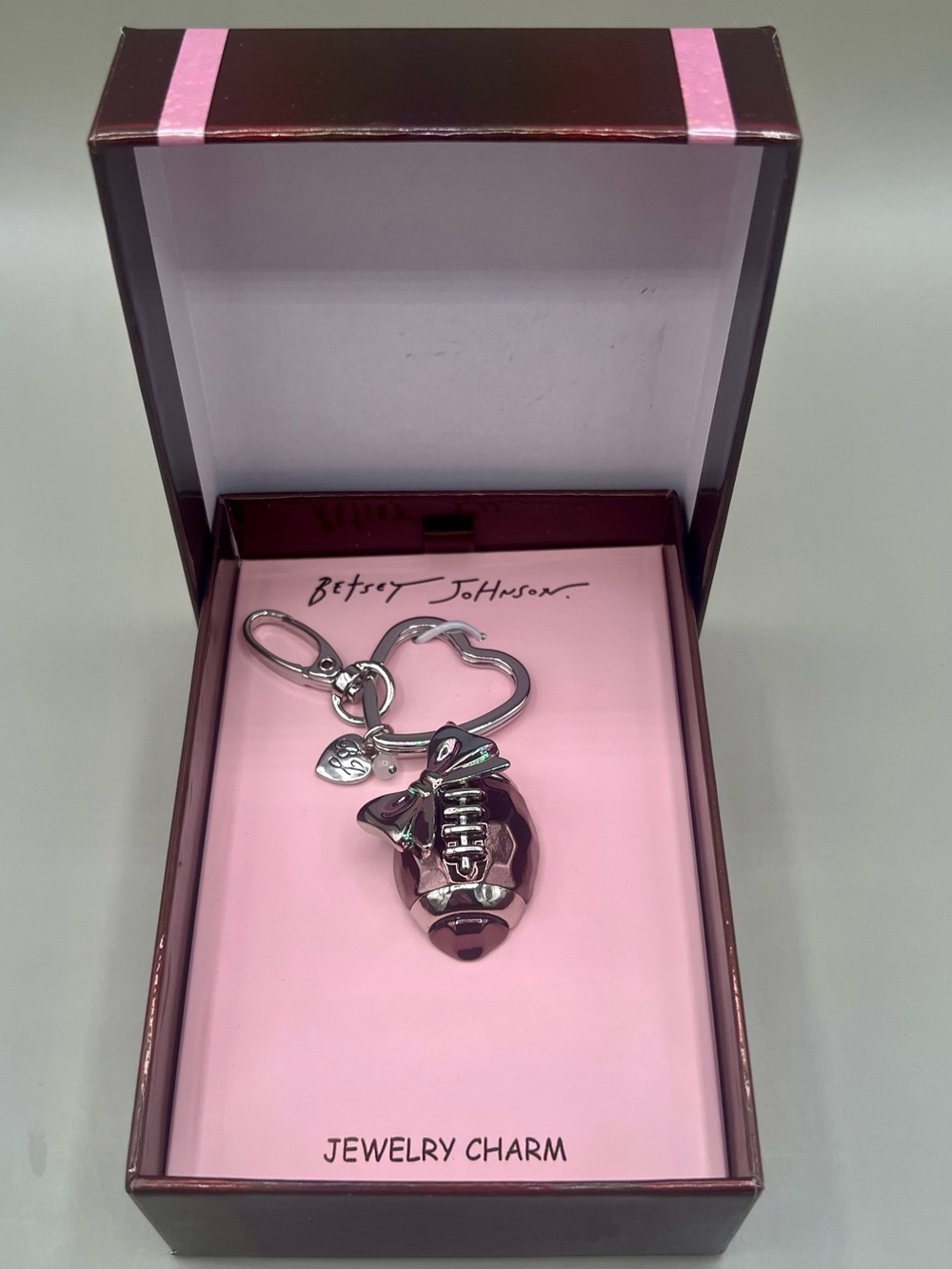 Betsey Johnson Game Day Football 🏈 Bow Bag Charm Key Chain NEW In GIFT BOX 🎀